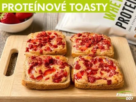 Proteínové cheesecake toasty s jahodami: rýchle sladké raňajky